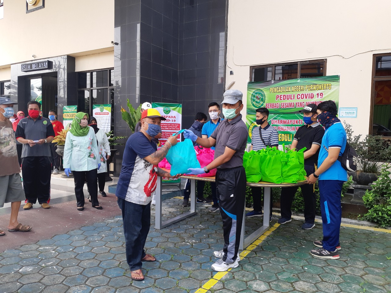 WhatsApp Image 2020 04 17 at 12.45.39